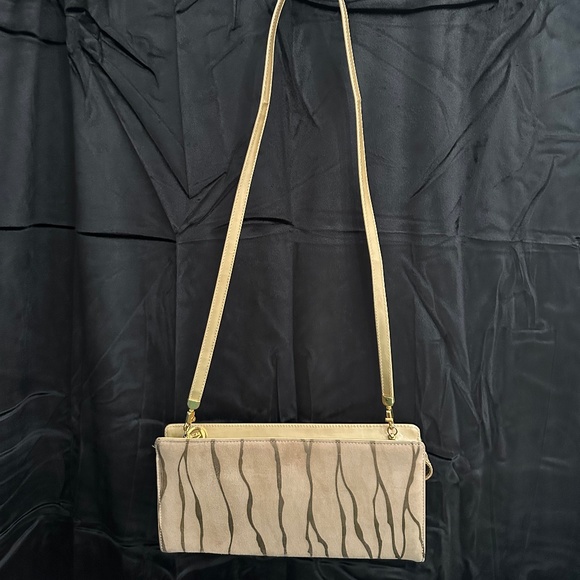 Vintage Valle Verde, tan suede with zebra style stripe in front of clutch bag. - Picture 1 of 6